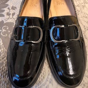 Naturalizer platform shoe